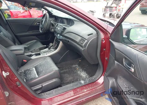 2017 Honda Accord Sport Se z USA, uszkodzony, nr VIN 1HGCR2F10HA117597